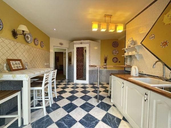6 chambre Villa/Maison à vendre à Calpe / Calp avec piscine garage - 1 200 000 € (Ref: 10030594)