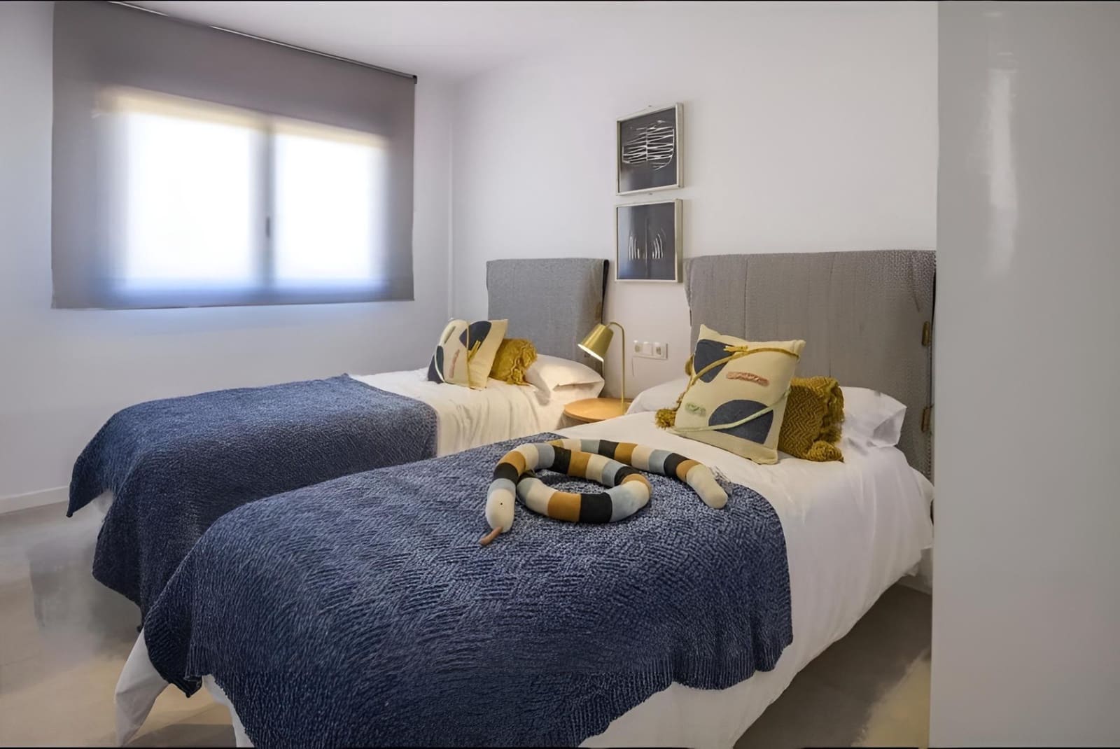 2 soverom Leilighet til salgs i Orihuela Costa med svømmebasseng garasje - € 316 000 (Ref: 10030595)