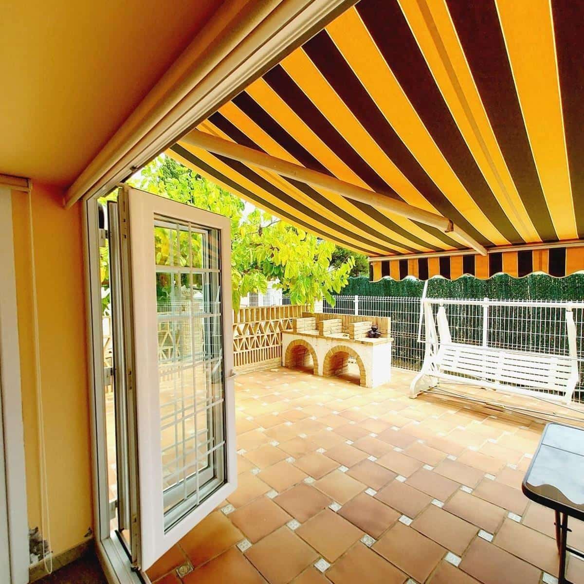 7 bedroom Villa for sale in Cabo Roig with pool garage - € 1,535,000 (Ref: 10030597)