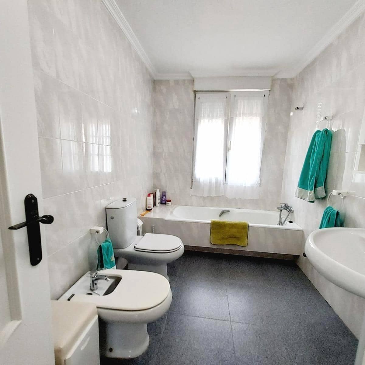 7 bedroom Villa for sale in Cabo Roig with pool garage - € 1,535,000 (Ref: 10030597)