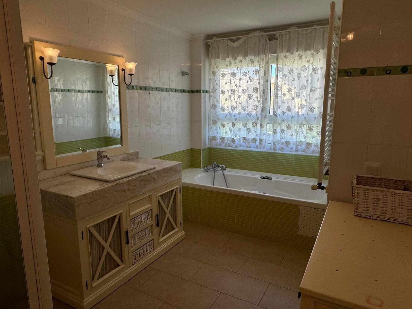 4 soverom Villa til salgs i Altea med svømmebasseng garasje - € 1 450 000 (Ref: 10030599)