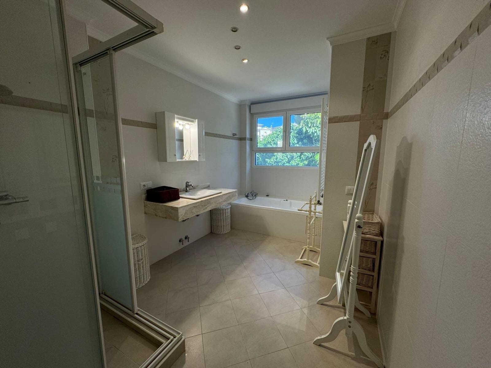 4 soverom Villa til salgs i Altea med svømmebasseng garasje - € 1 450 000 (Ref: 10030599)