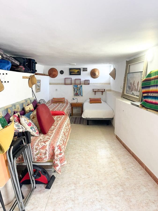 6 soveværelse Finca/Landehus til salg i Alicante by med swimmingpool garage - € 659.500 (Ref: 10032068)