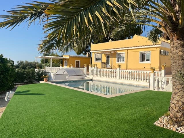 6 soveværelse Finca/Landehus til salg i Alicante by med swimmingpool garage - € 659.500 (Ref: 10032068)