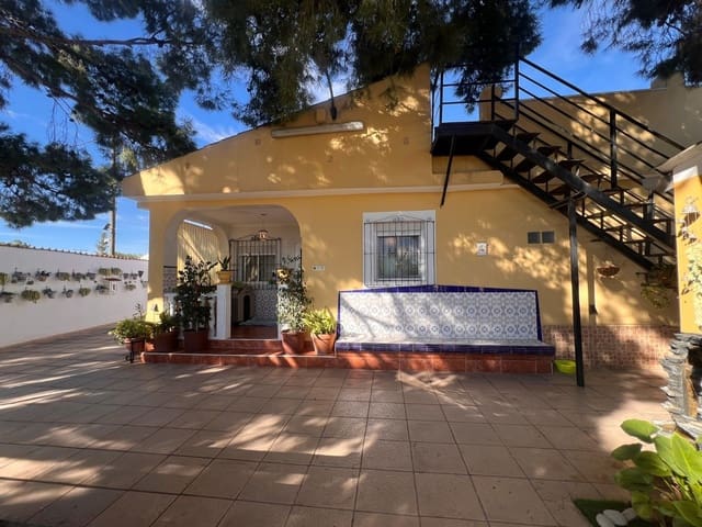 6 soveværelse Finca/Landehus til salg i Alicante by med swimmingpool garage - € 659.500 (Ref: 10032068)
