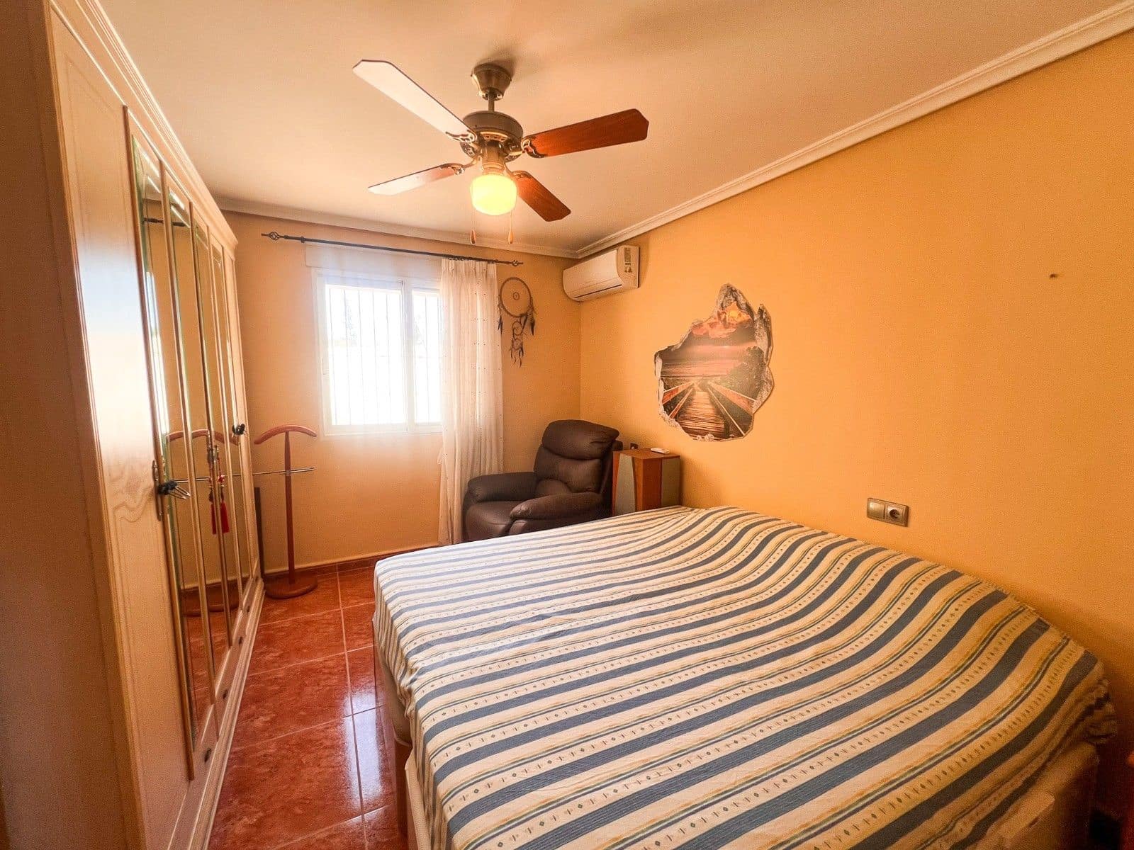 6 soveværelse Finca/Landehus til salg i Alicante by med swimmingpool garage - € 659.500 (Ref: 10032068)