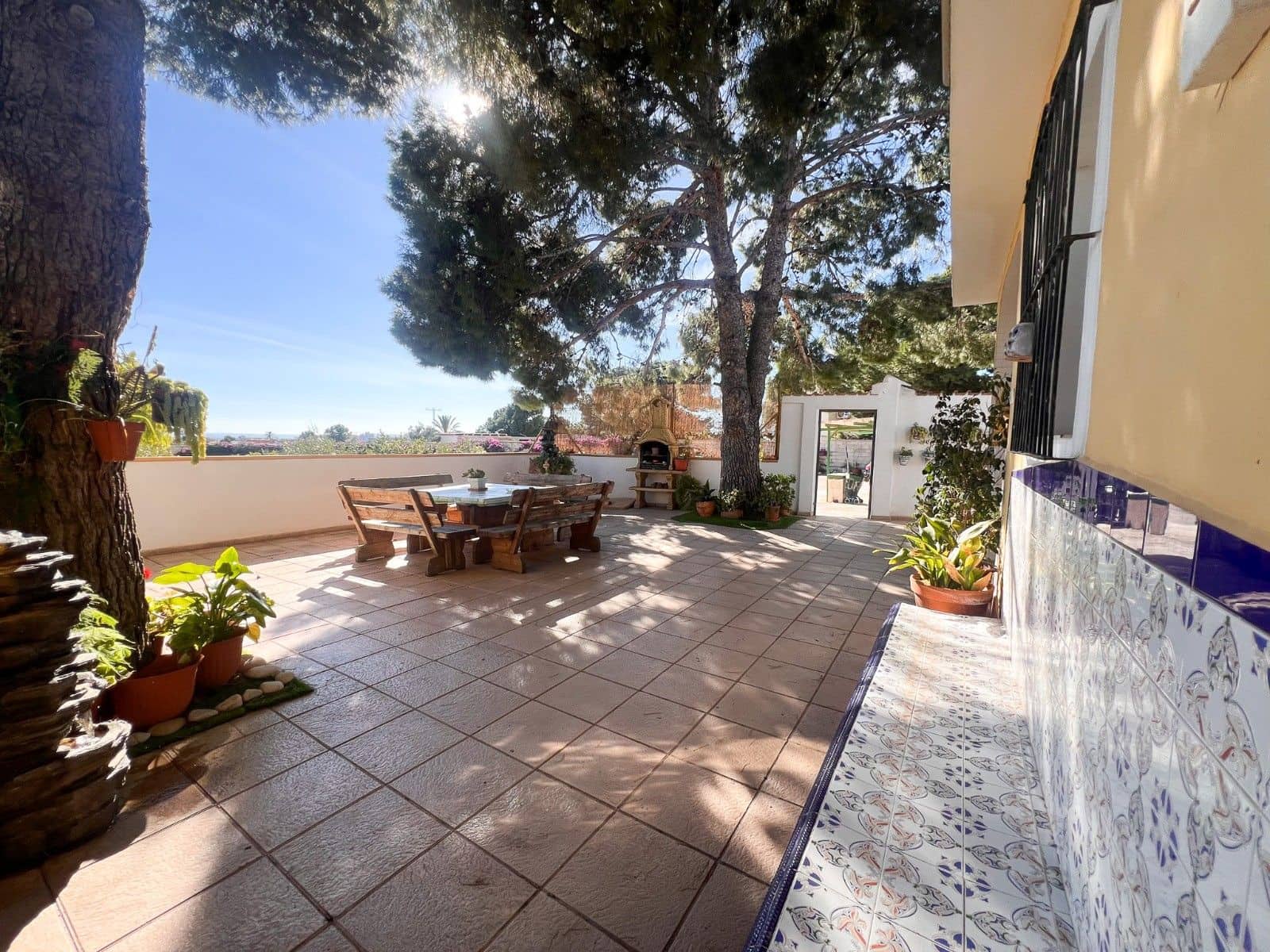 6 soveværelse Finca/Landehus til salg i Alicante by med swimmingpool garage - € 659.500 (Ref: 10032068)