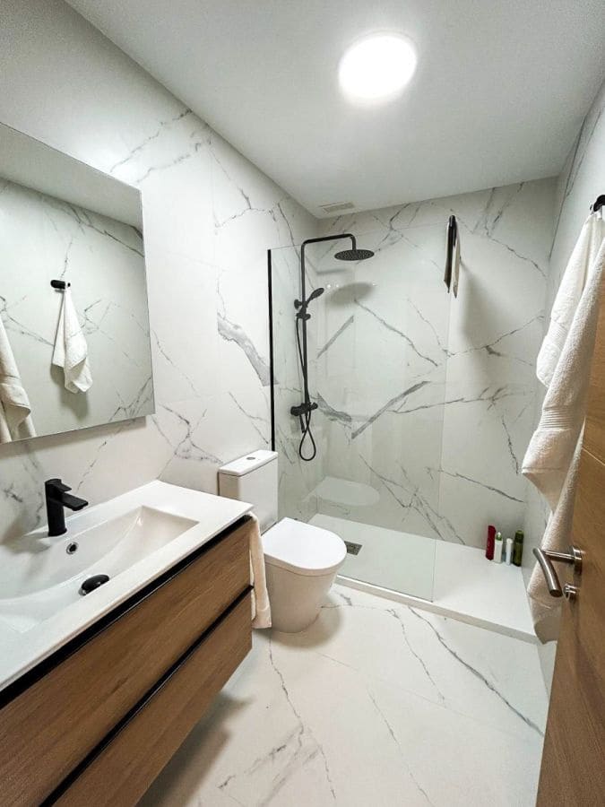 Adosado de 3 habitaciones en Torre de la Horadada en venta con piscina garaje - 383.300 € (Ref: 10032069)
