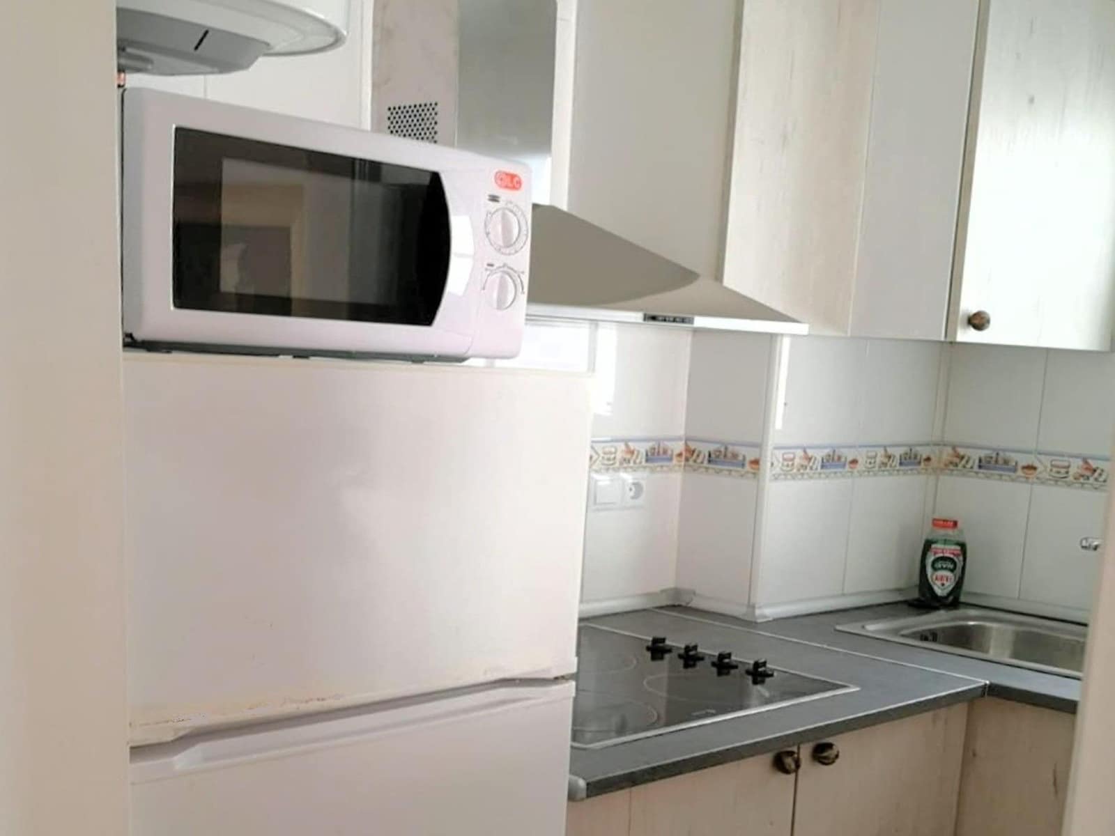2 bedroom Apartment for sale in Torrevieja - € 132,777 (Ref: 10033975)