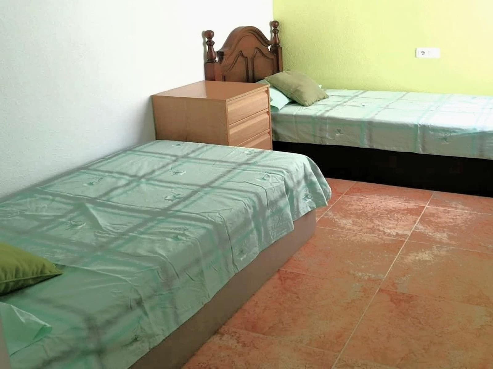 2 bedroom Apartment for sale in Torrevieja - € 132,777 (Ref: 10033975)