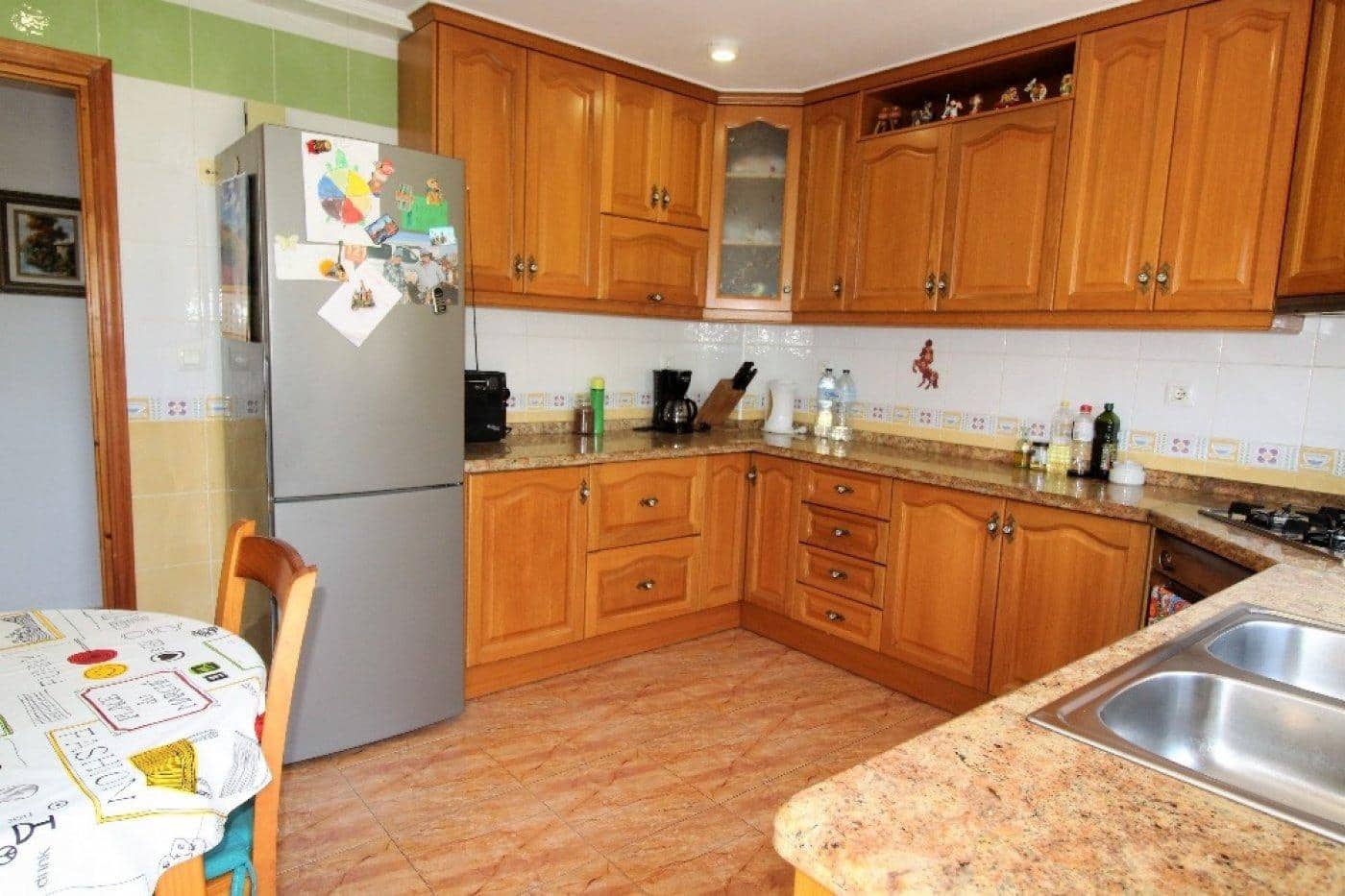5 makuuhuone Huvila myytävänä paikassa Los Balcones mukana uima-altaan 
autotalli - 470 000 € (Ref: 10033976)
