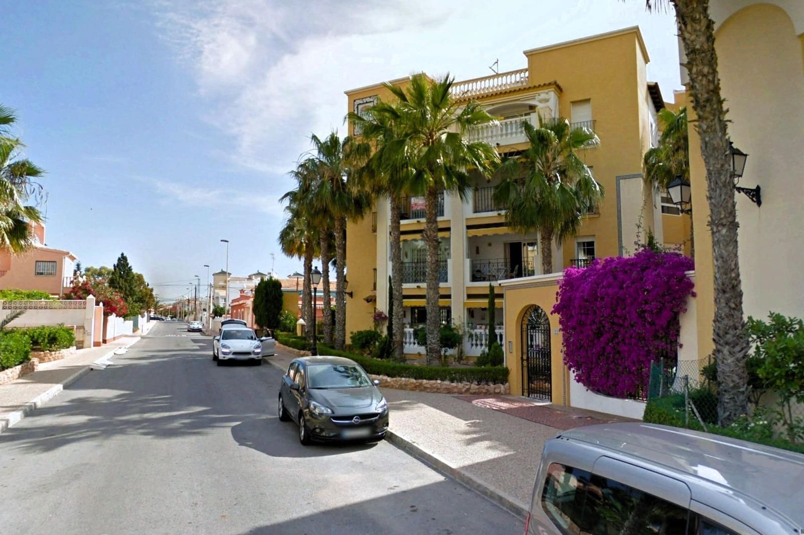 3 Zimmer Apartment zu verkaufen in Torrevieja mit Pool - 320.000 € (Ref: 10051849)