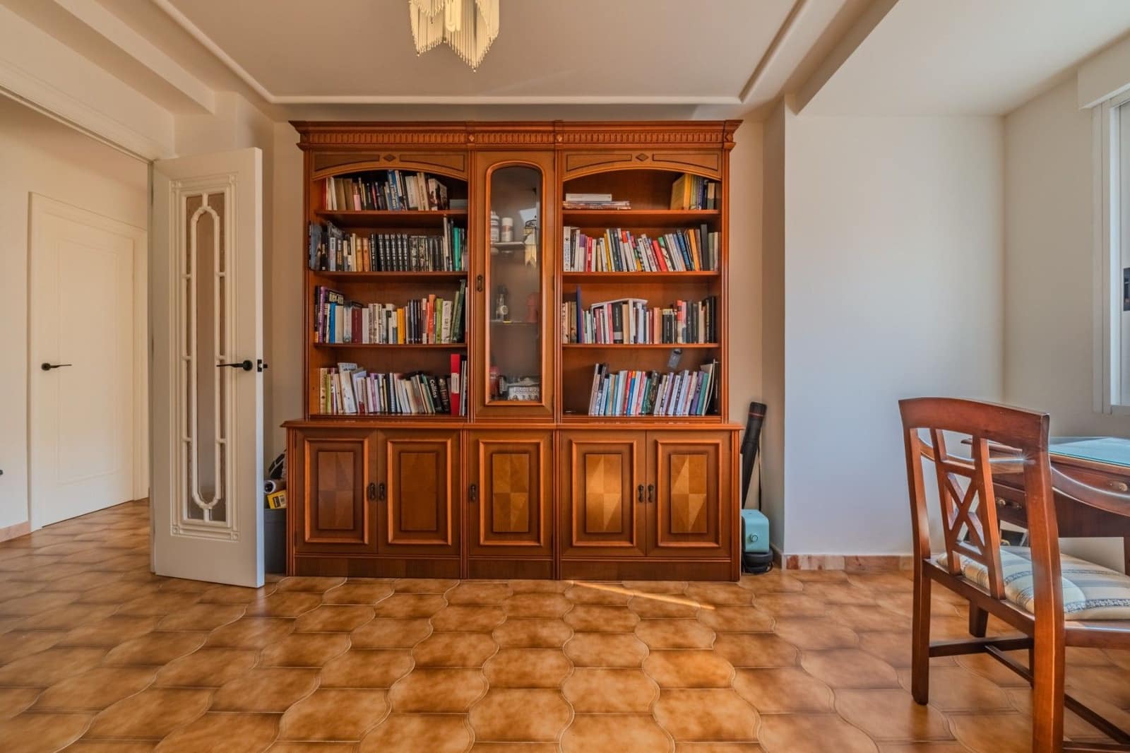 5 bedroom Apartment for sale in Guardamar del Segura - € 349,000 (Ref: 10051850)