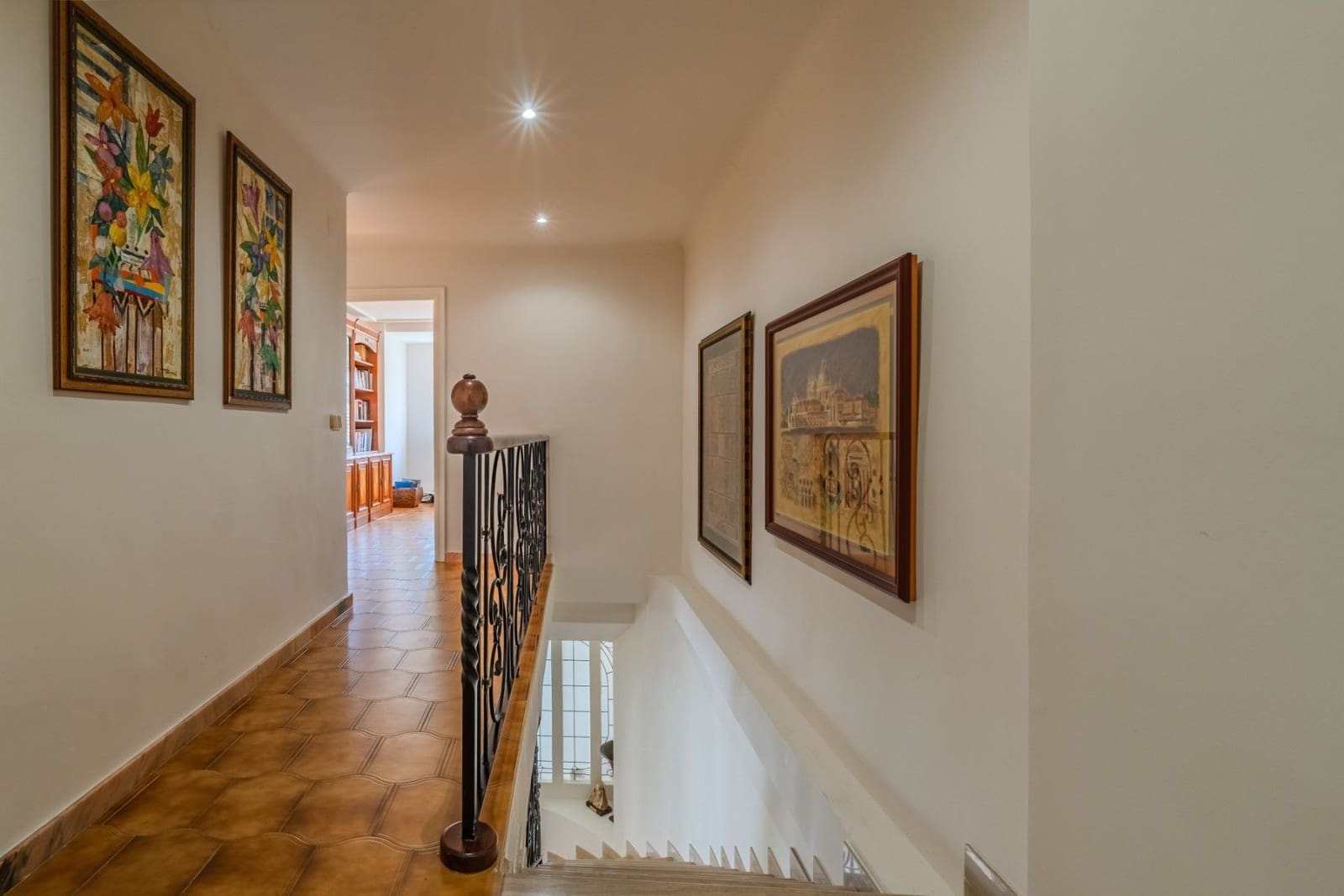 5 bedroom Apartment for sale in Guardamar del Segura - € 349,000 (Ref: 10051850)