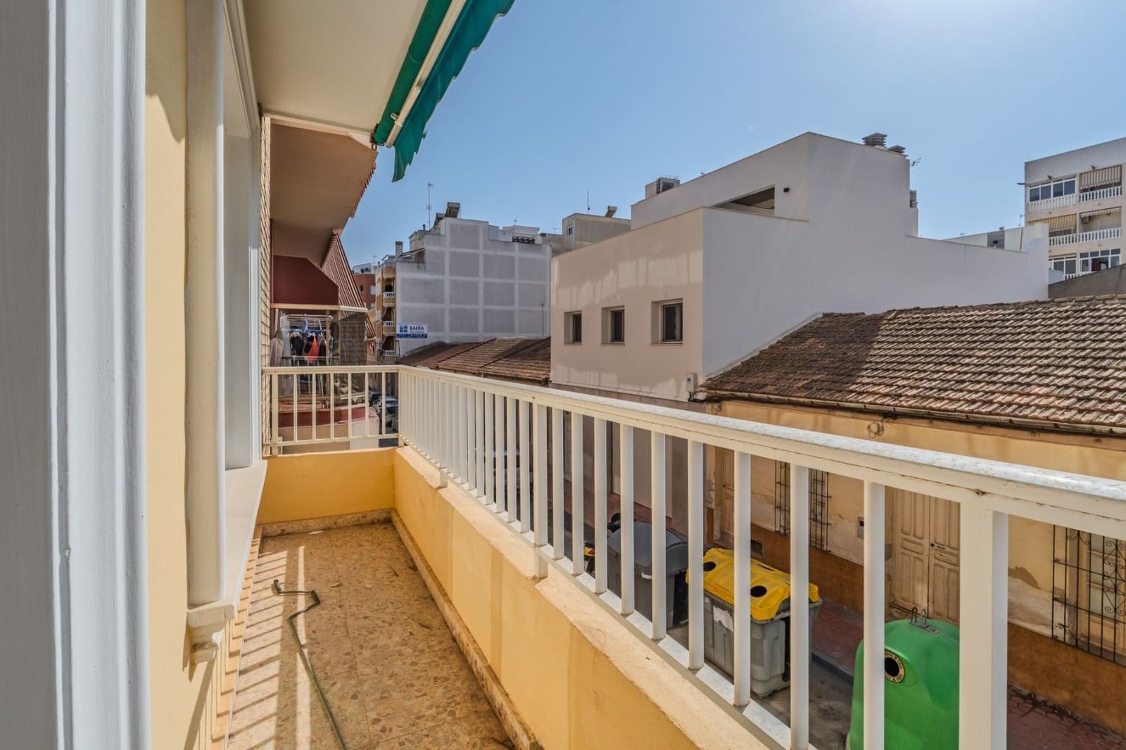 5 bedroom Apartment for sale in Guardamar del Segura - € 349,000 (Ref: 10051850)