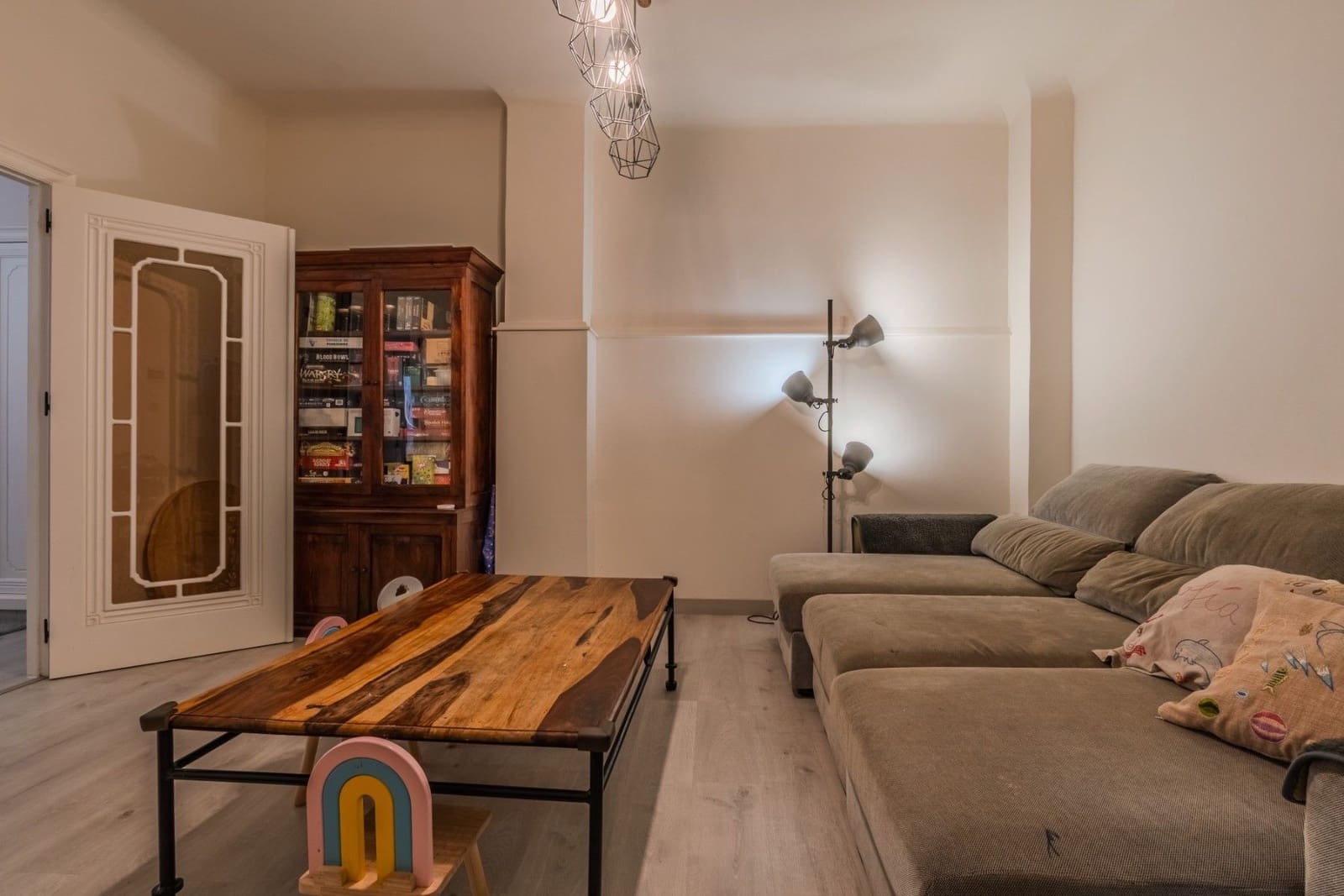 5 bedroom Apartment for sale in Guardamar del Segura - € 349,000 (Ref: 10051850)