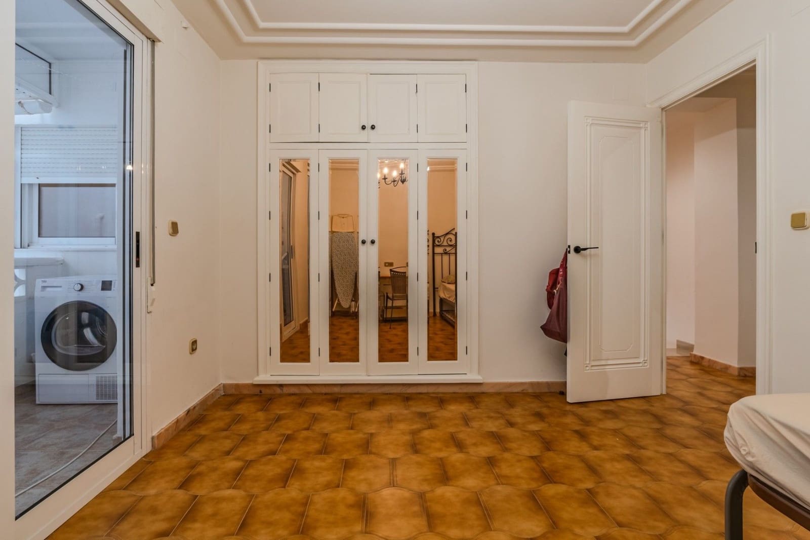 5 bedroom Apartment for sale in Guardamar del Segura - € 349,000 (Ref: 10051850)