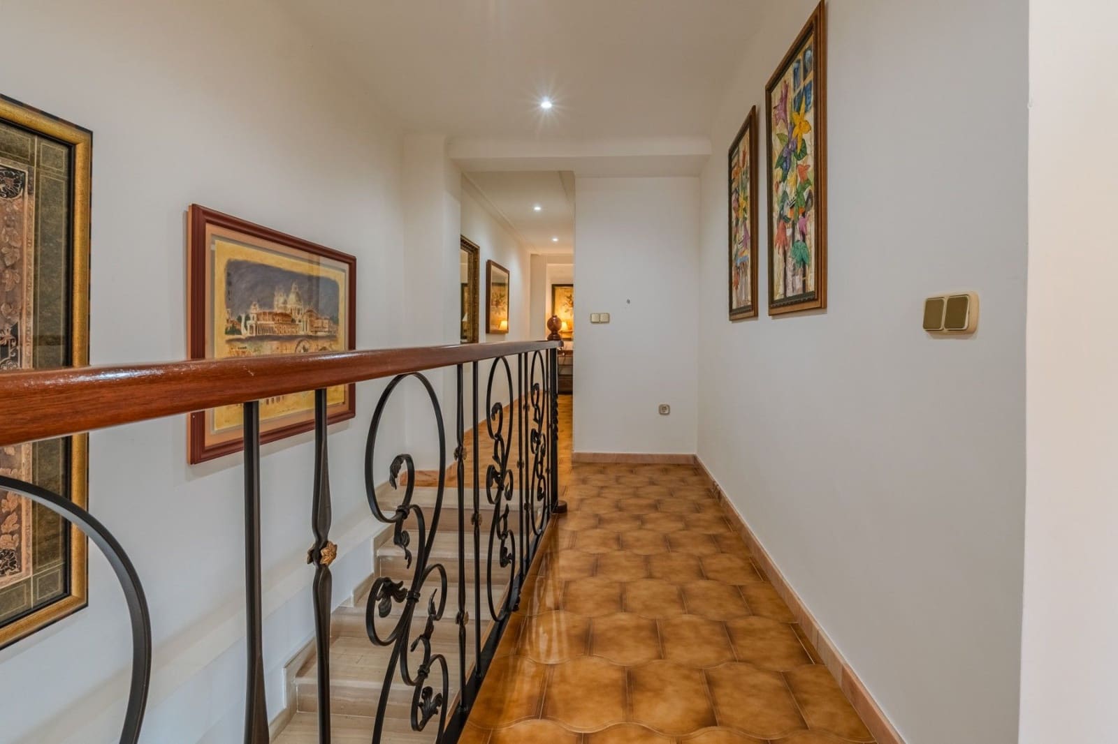 5 bedroom Apartment for sale in Guardamar del Segura - € 349,000 (Ref: 10051850)