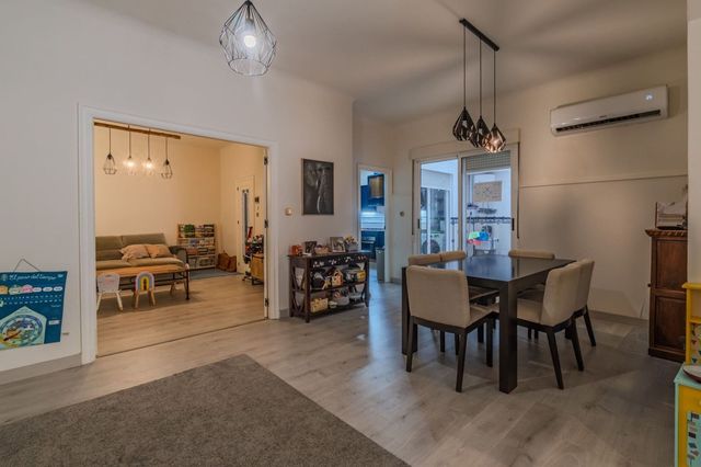 5 bedroom Apartment for sale in Zona Pueblo, Guardamar del Segura - € 349,000 (Ref: 10051850)