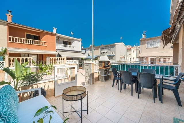 4 quarto Moradia em Banda para venda em Playa de los Náufragos, Torrevieja - 215 500 € (Ref: 10089729)