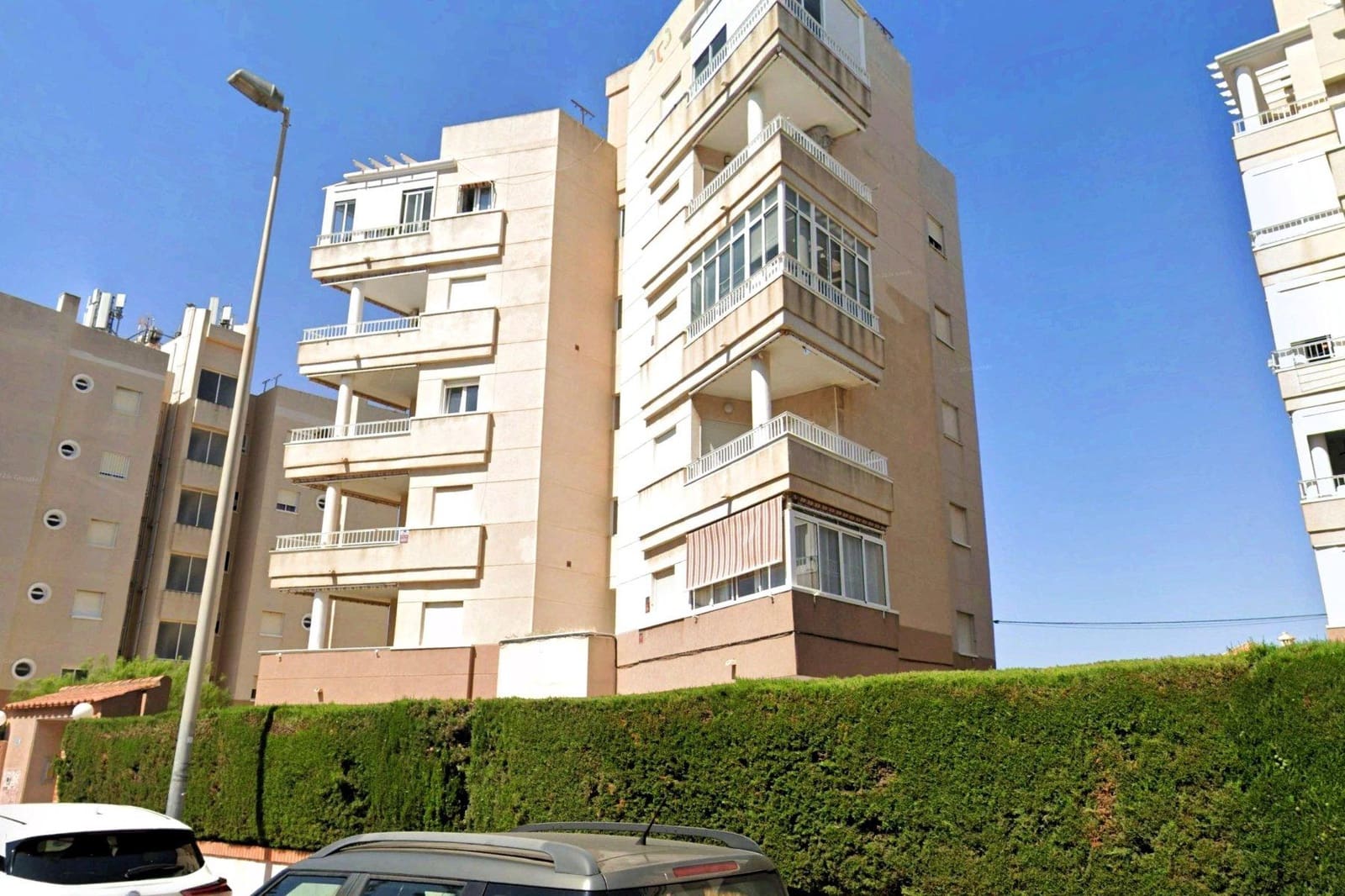 2 soverom Leilighet til salgs i Torrevieja med svømmebasseng garasje - € 149 900 (Ref: 10094690)