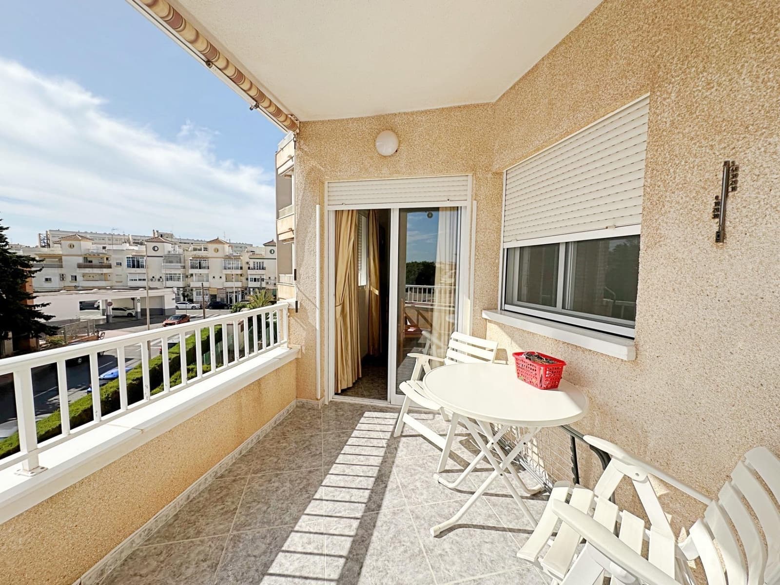 2 soverom Leilighet til salgs i Torrevieja med svømmebasseng garasje - € 149 900 (Ref: 10094690)