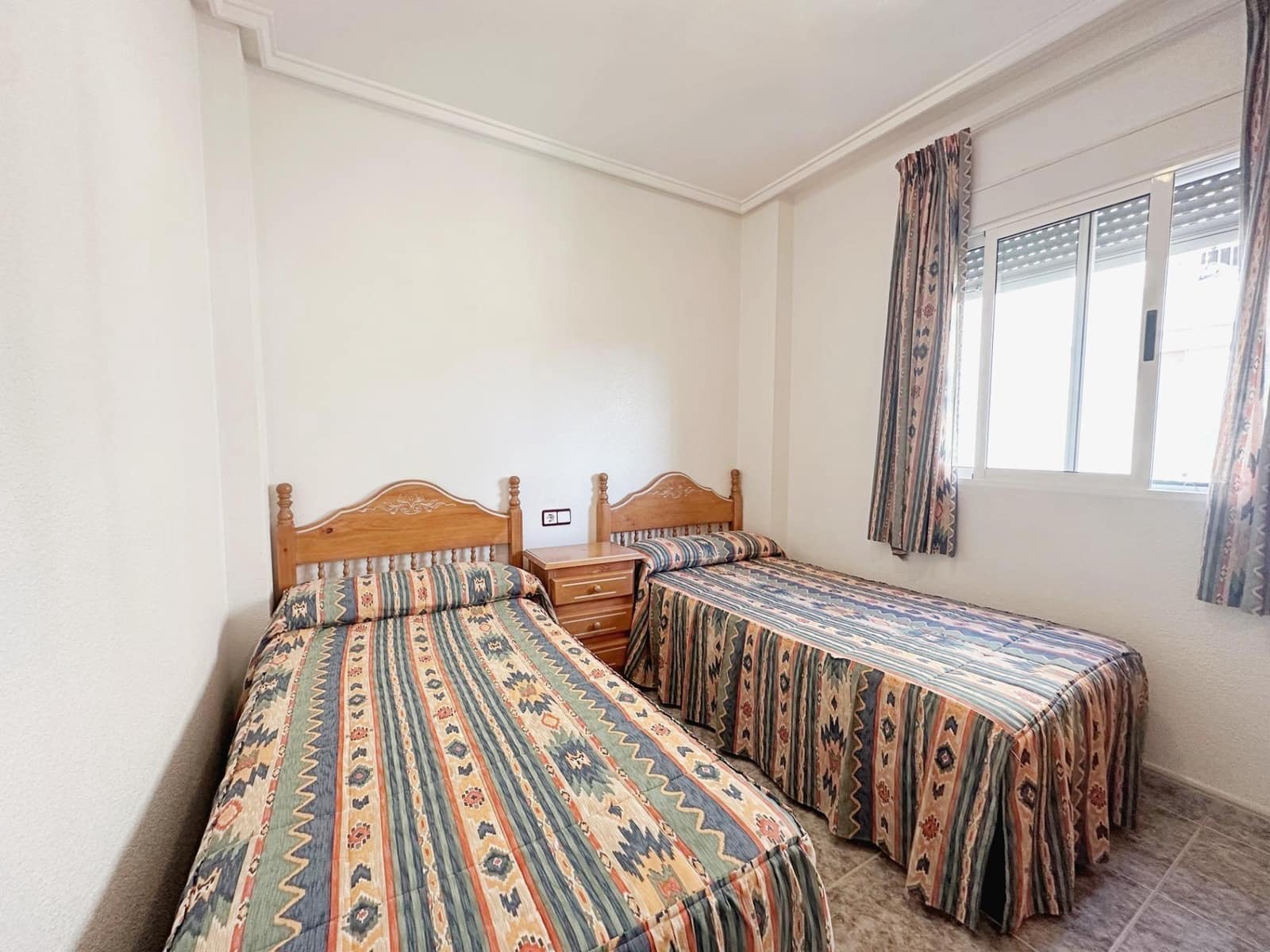 2 soverom Leilighet til salgs i Torrevieja med svømmebasseng garasje - € 149 900 (Ref: 10094690)