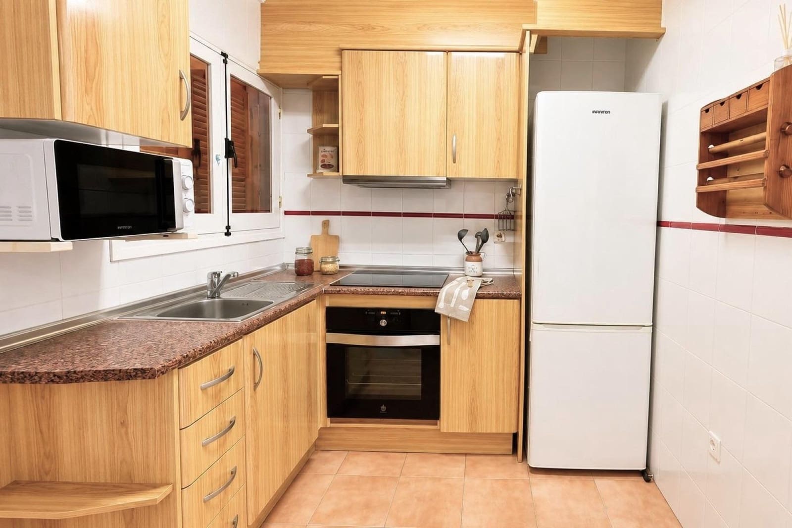 2 makuuhuone Huoneisto myytävänä paikassa Torrevieja mukana 
autotalli - 145 000 € (Ref: 10098431)