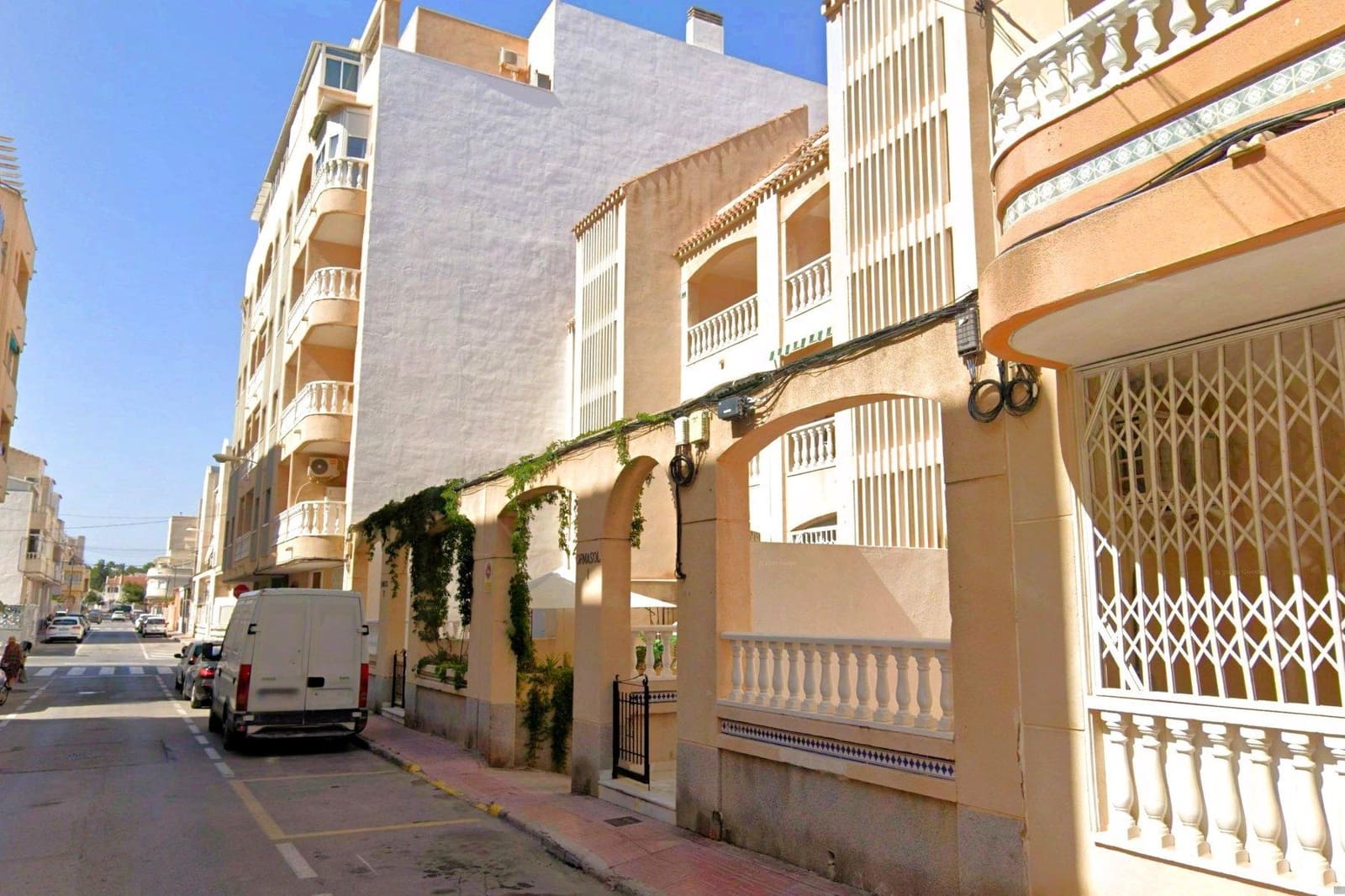 2 makuuhuone Huoneisto myytävänä paikassa Torrevieja mukana 
autotalli - 145 000 € (Ref: 10098431)