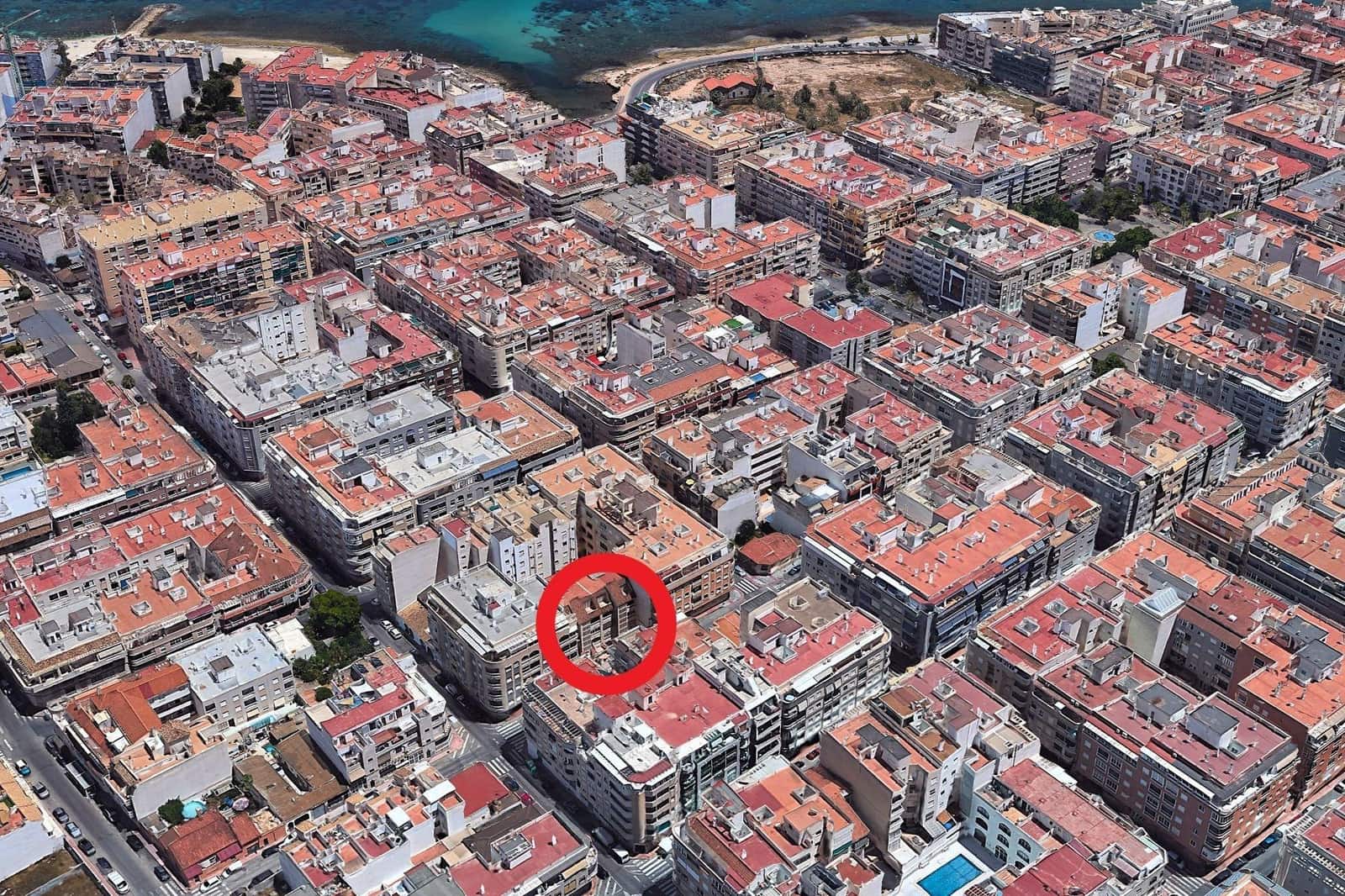 2 makuuhuone Huoneisto myytävänä paikassa Torrevieja mukana 
autotalli - 145 000 € (Ref: 10098431)