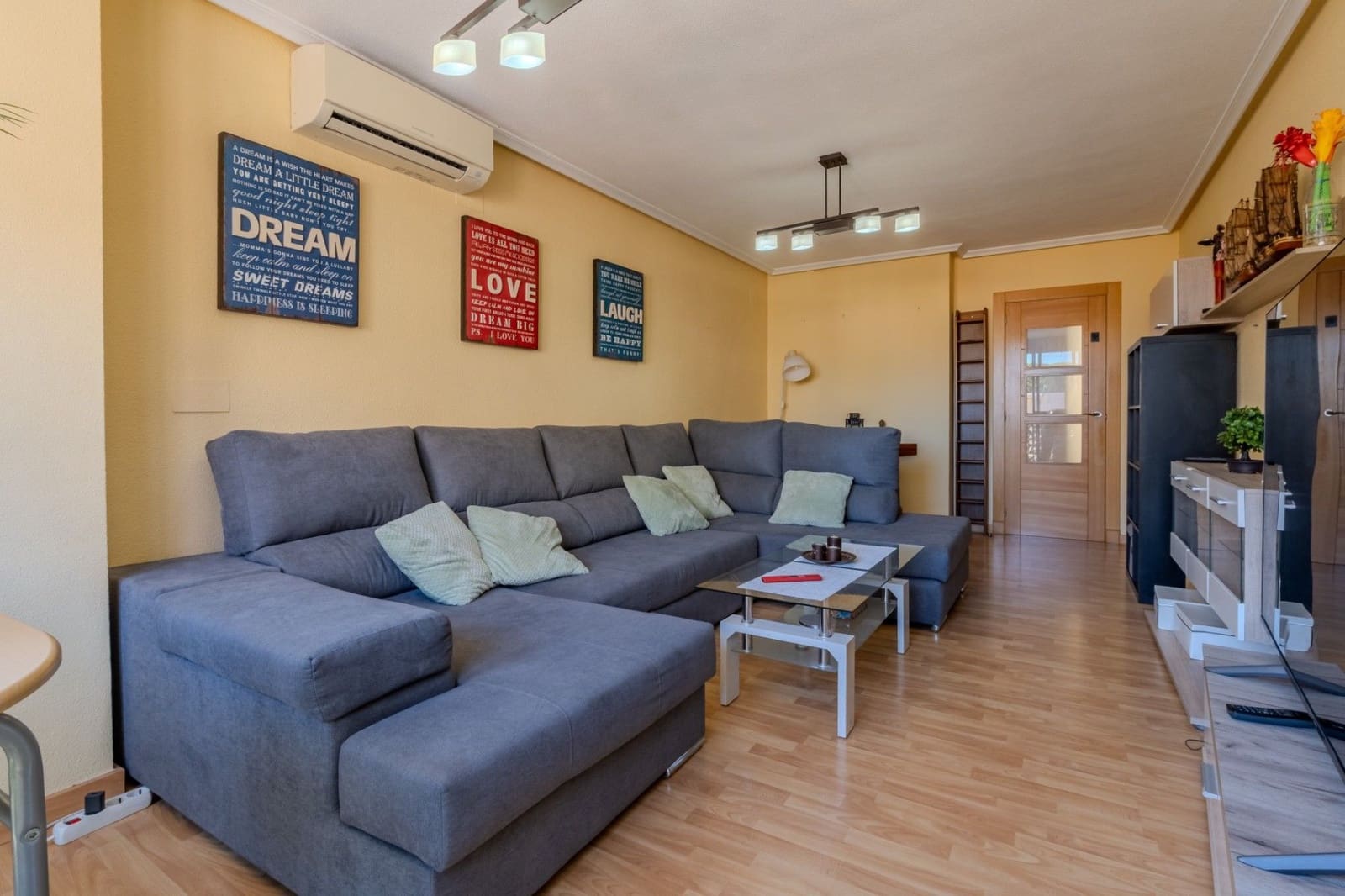 3 soveværelse Lejlighed til salg i Guardamar del Segura med garage - € 225.000 (Ref: 10109695)