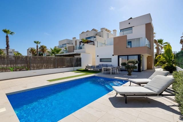 3 Zimmer Villa zu verkaufen in El Raso, Guardamar del Segura mit Pool Garage - 420.000 € (Ref: 10109696)