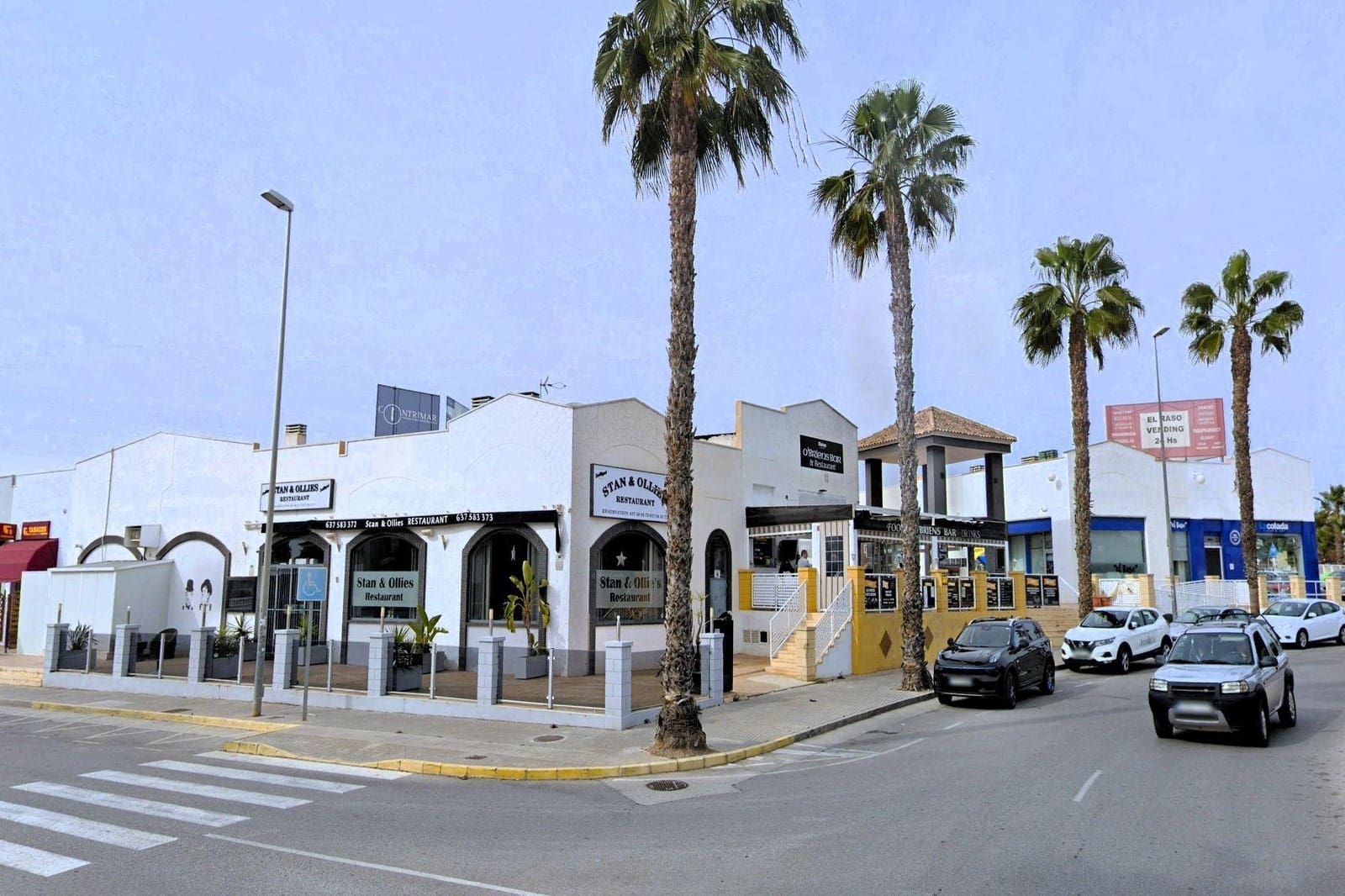 3 bedroom Villa for sale in El Raso with pool garage - € 420,000 (Ref: 10109696)