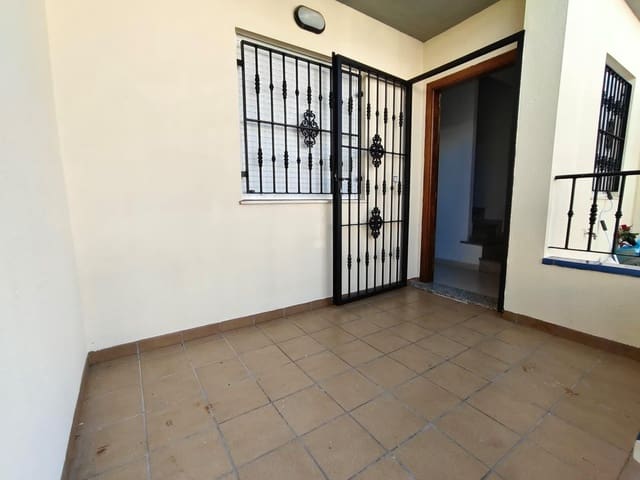 Adosado de 3 habitaciones en Parque Acuático - Sector 25, Torrevieja en venta con piscina - 189.000 € (Ref: 10111025)