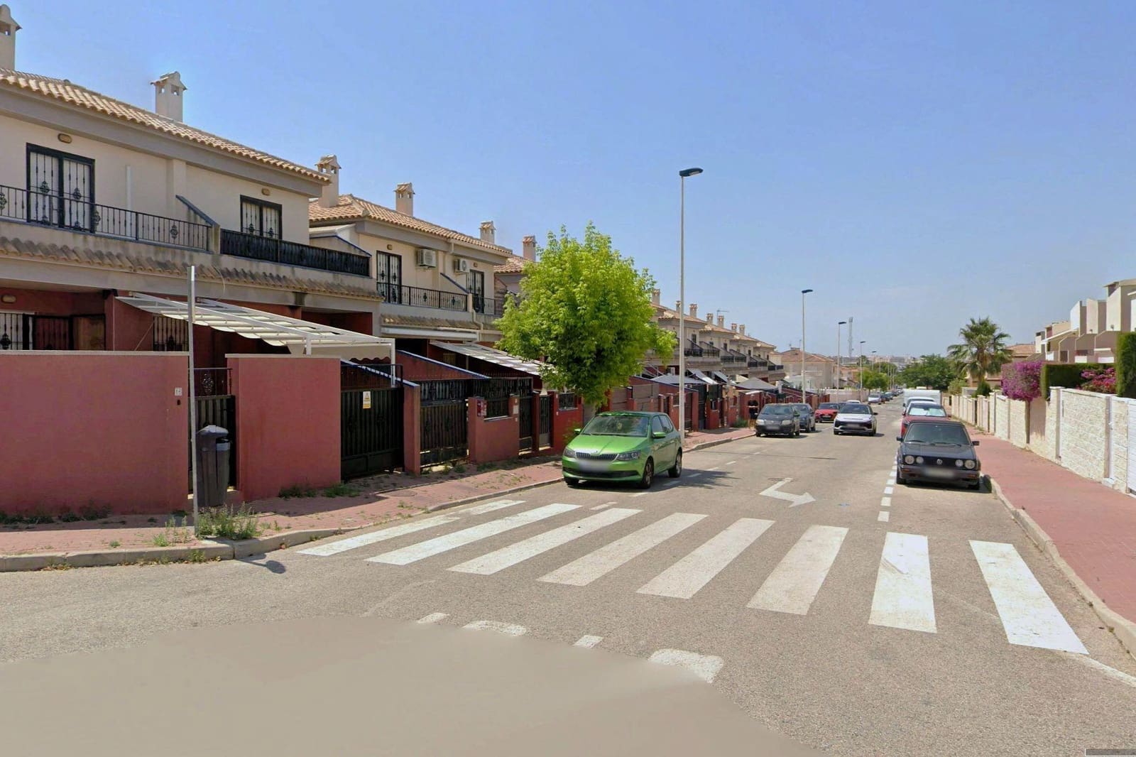 3 bedroom Terraced Villa for sale in Torrevieja with pool - € 189,000 (Ref: 10111025)