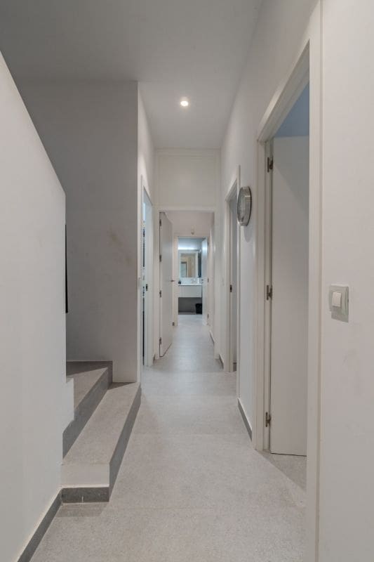4 sypialnia Willa na sprzedaż w Guardamar del Segura z basenem garażem - 600 000 € (Ref: 10111026)