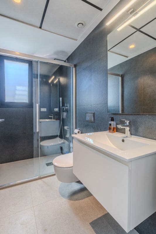 4 sypialnia Willa na sprzedaż w Guardamar del Segura z basenem garażem - 600 000 € (Ref: 10111026)