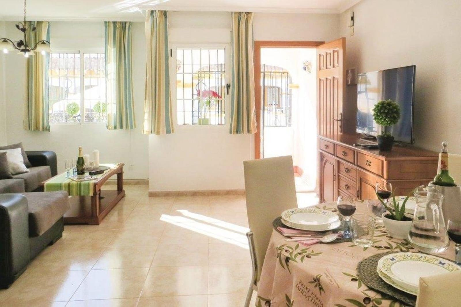 3 sypialnia Dom szeregowy na sprzedaż w El Limonar z basenem - 192 000 € (Ref: 10120221)