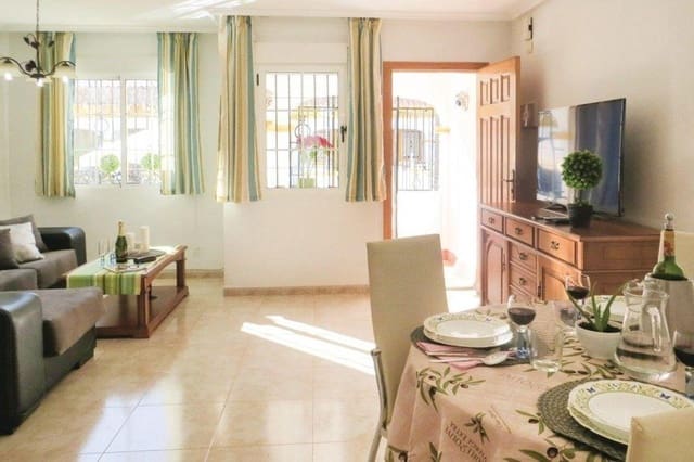 3 makuuhuone Rivitalo myytävänä paikassa El Limonar, Torrevieja mukana uima-altaan - 192 000 € (Ref: 10120221)