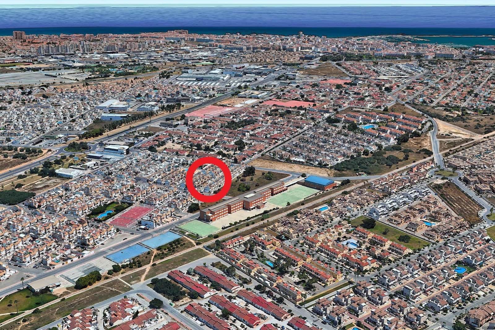 3 sypialnia Dom szeregowy na sprzedaż w El Limonar z basenem - 192 000 € (Ref: 10120221)