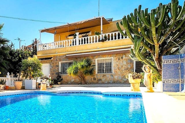 4 sypialnia Dom blizniak na sprzedaż w Los Balcones - Los Altos, Orihuela z basenem garażem - 369 000 € (Ref: 10132031)