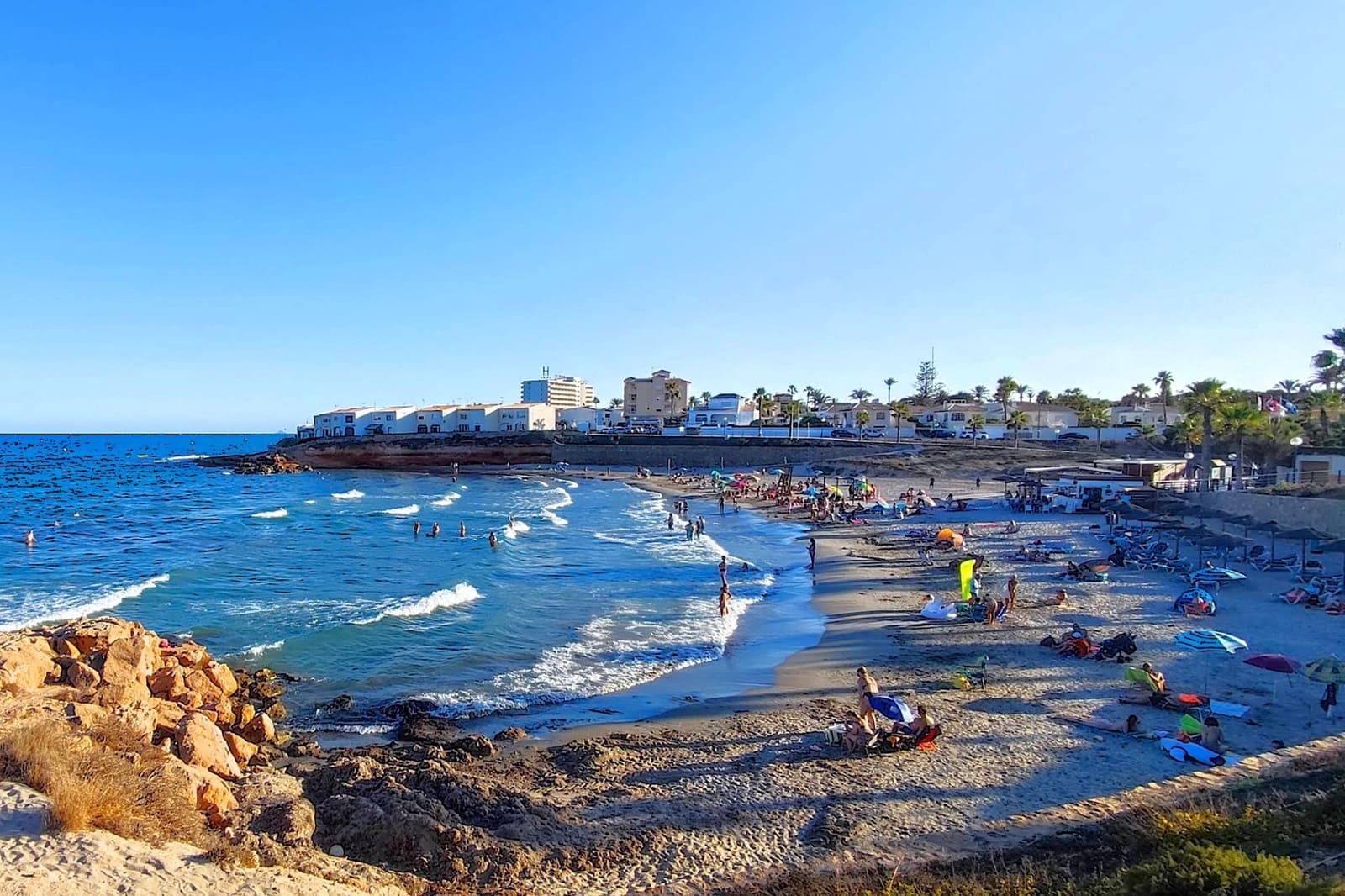Adosado de 3 habitaciones en La Zenia en venta con piscina - 275.900 € (Ref: 10133409)