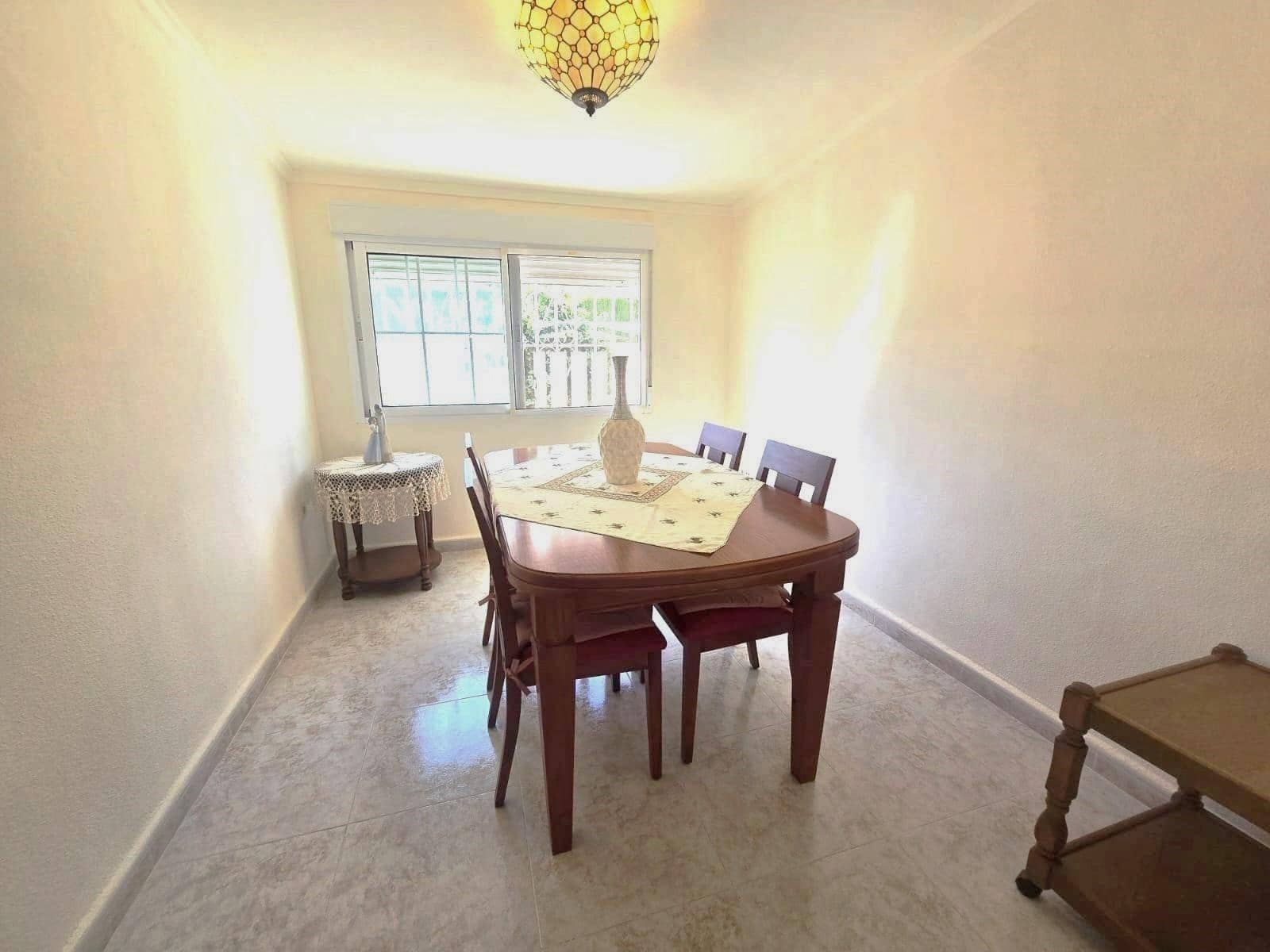 3 camera da letto Villa in vendita in Torrevieja con piscina garage - 370.000 € (Rif: 10155299)