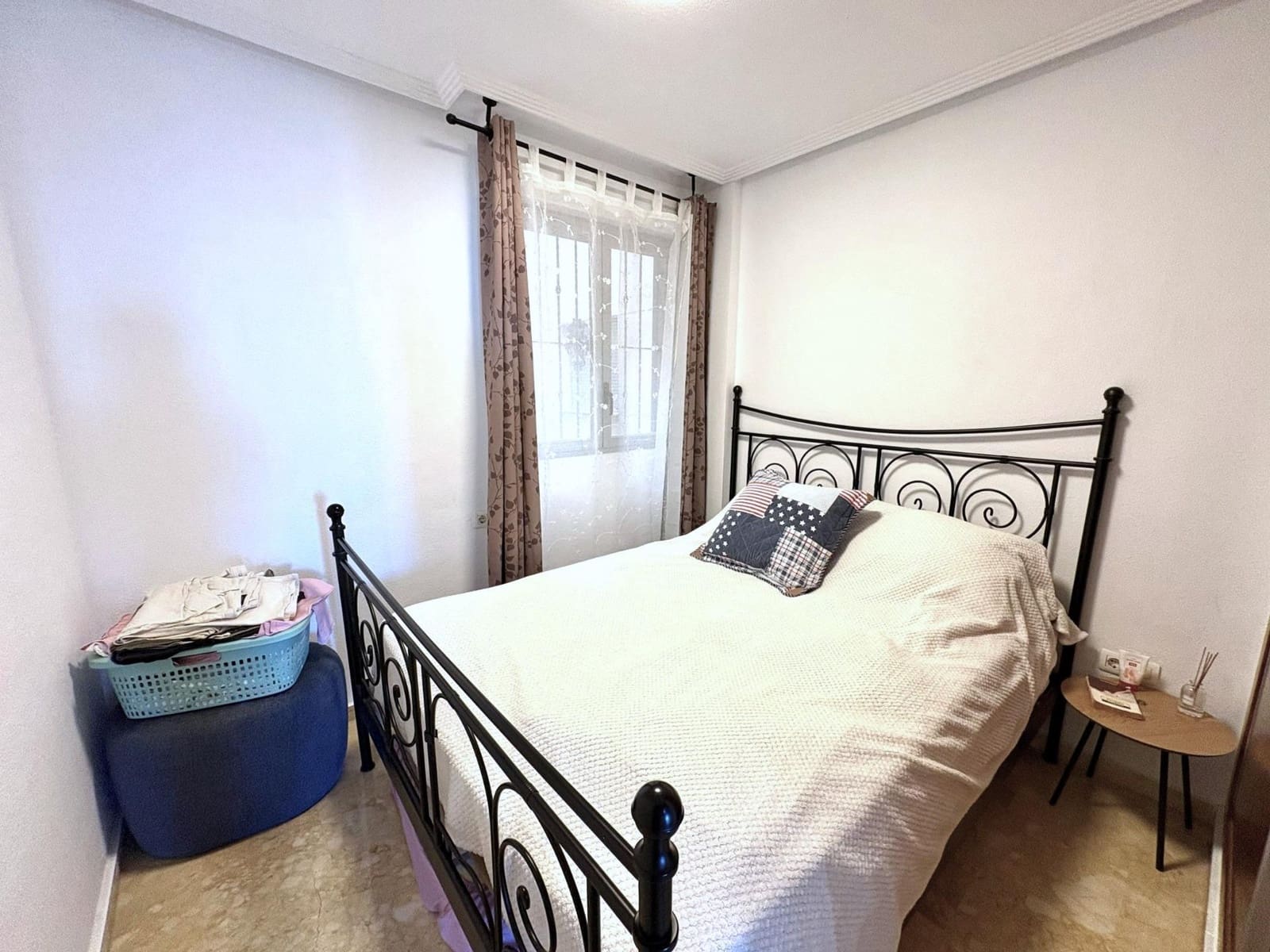 3 soveværelse Lejlighed til salg i Torrevieja med swimmingpool garage - € 399.999 (Ref: 10157925)