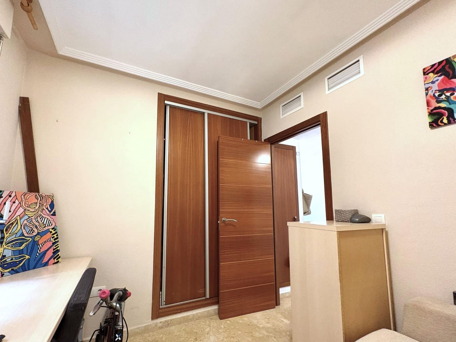 3 soveværelse Lejlighed til salg i Torrevieja med swimmingpool garage - € 399.999 (Ref: 10157925)