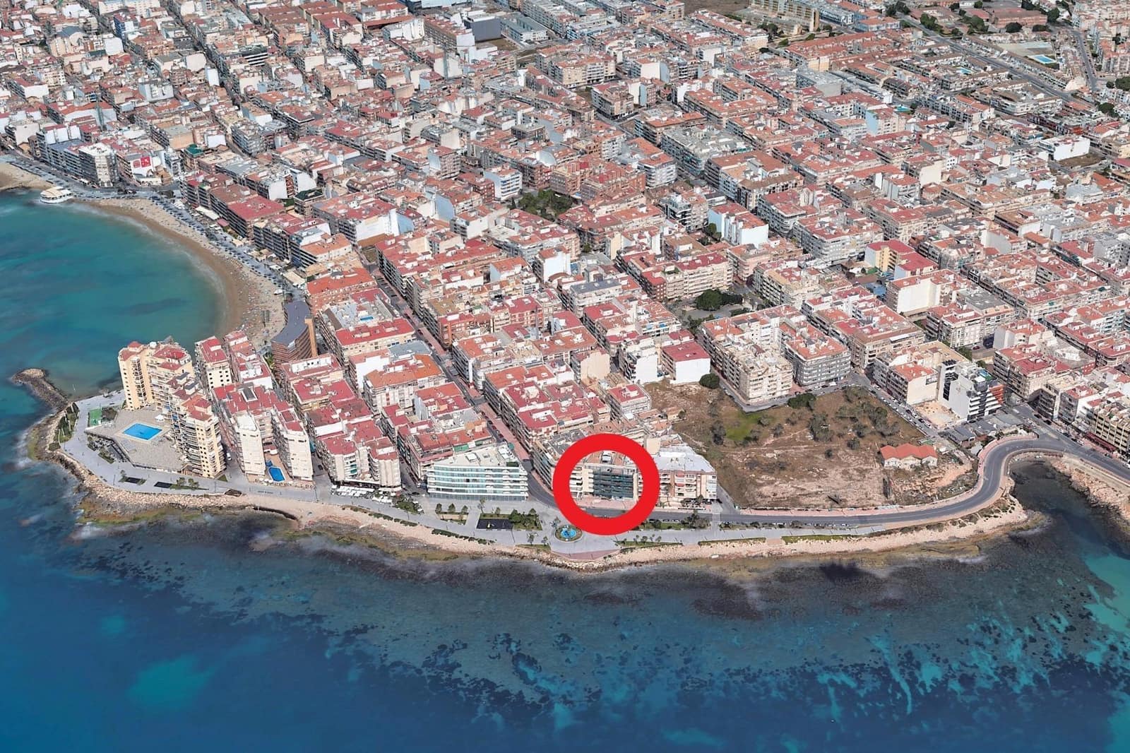 3 soveværelse Lejlighed til salg i Torrevieja med swimmingpool garage - € 399.999 (Ref: 10157925)