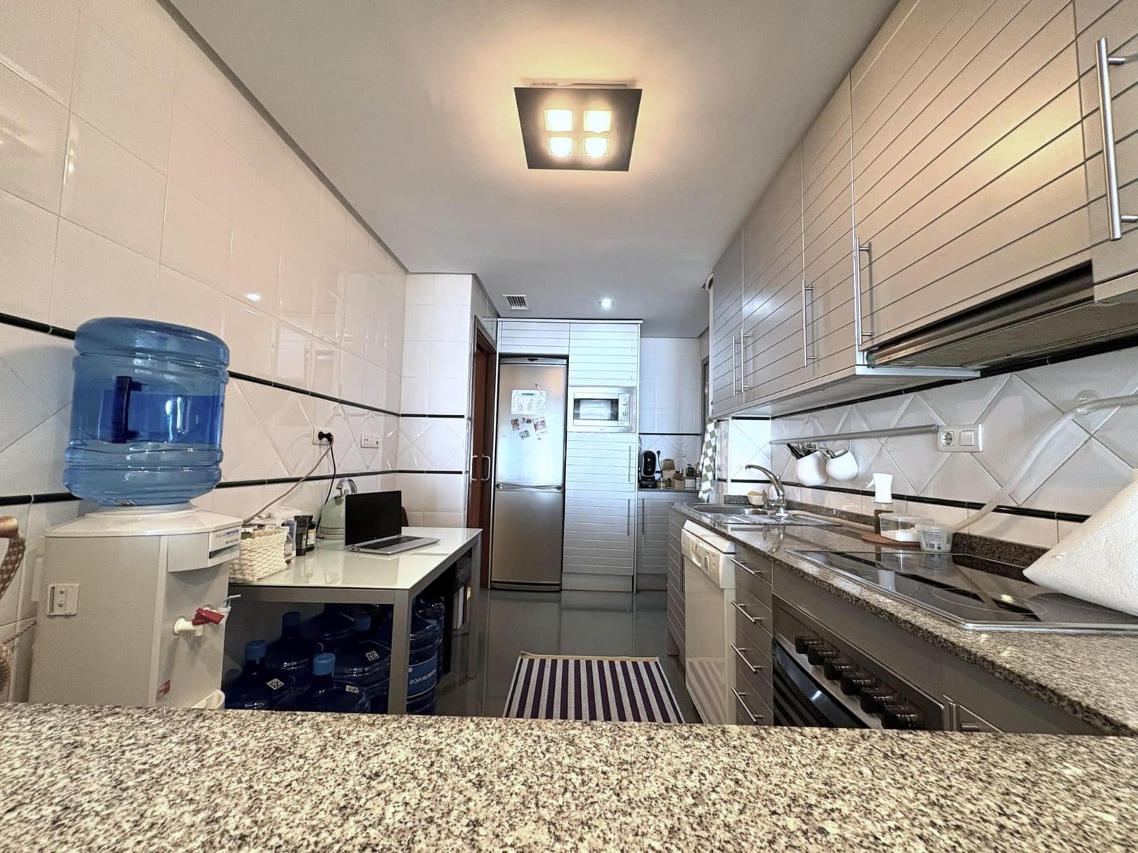 3 soveværelse Lejlighed til salg i Torrevieja med swimmingpool garage - € 399.999 (Ref: 10157925)