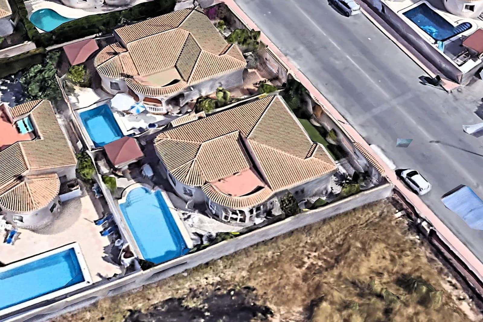 3 chambre Villa/Maison à vendre à Playa Flamenca avec piscine garage - 520 000 € (Ref: 10162279)