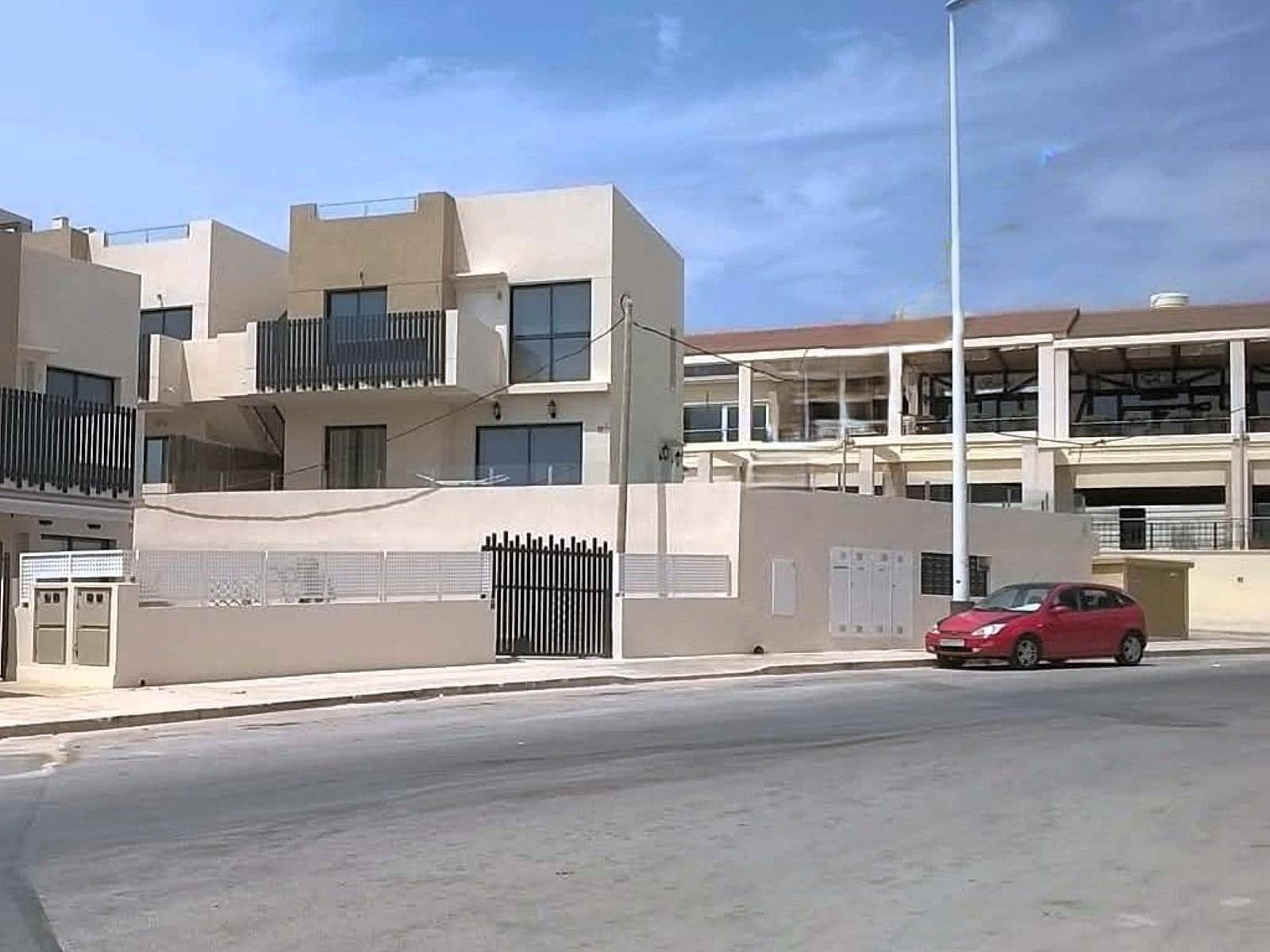 2 bedroom Apartment for sale in La Zenia with pool - € 299,000 (Ref: 10162280)