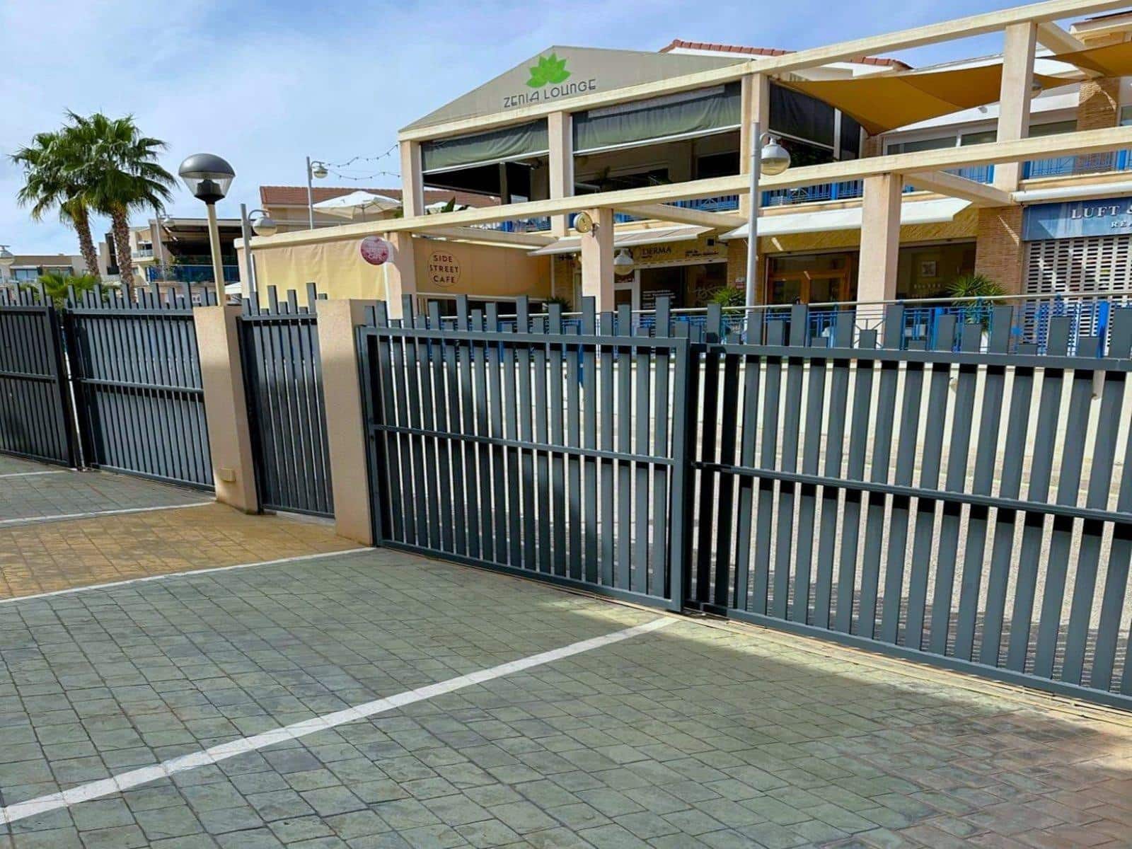 2 bedroom Apartment for sale in La Zenia with pool - € 299,000 (Ref: 10162280)